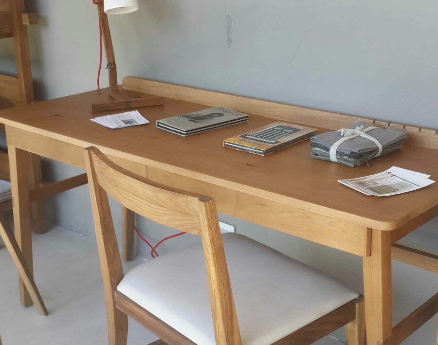 Escritorio y silla